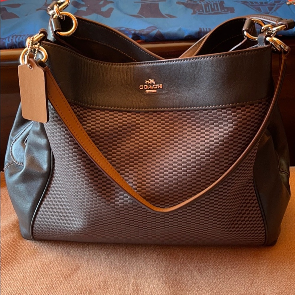 Coach shoulder bag